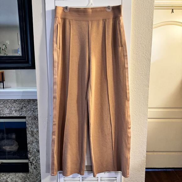Rhone Dreamglow Empowered Softness Trousers Pant High Rise Wide Leg Size XL - Picture 6 of 11